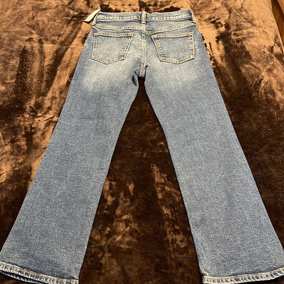 NWT size 8 old navy jeans - Picture 3 of 4